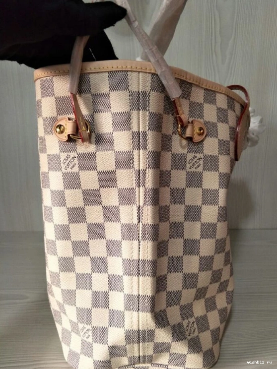 WIS MM Louis Neverfull Vuitton 0114